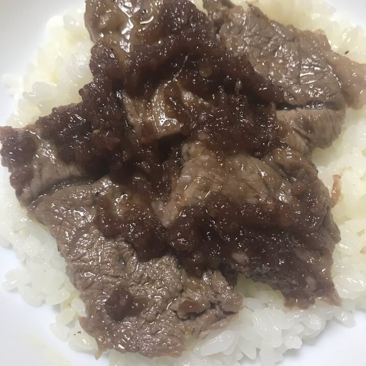 博多和牛のステーキ白米のせ